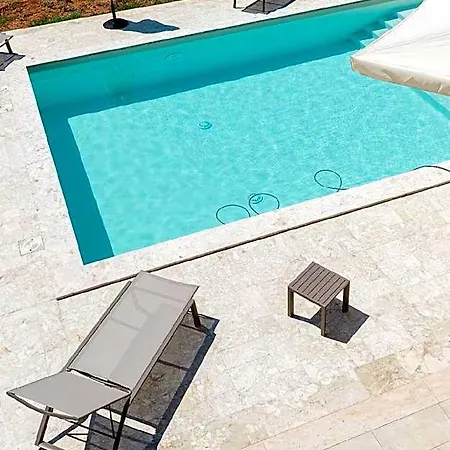 Con Piscina Балестрате